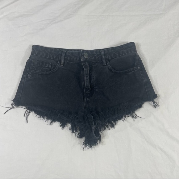 John John Made In Heaven Women Black Cut Off Denim Shorts Size 38/28 - Picture 1 of 9